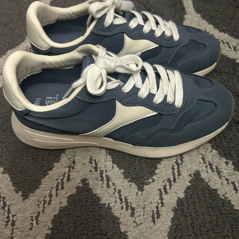 Time and Tru Blue and White Athletic Shoes